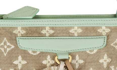 7A Replica Louis Vuitton Cruise 2011 Pochette Accessoires Monogram Sabbia M - Click Image to Close